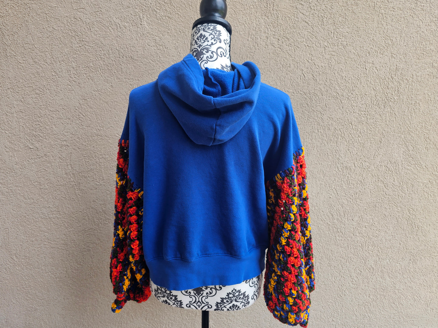 Upcycled Hoodie with Crochet Sleeves - Sporty Vibes