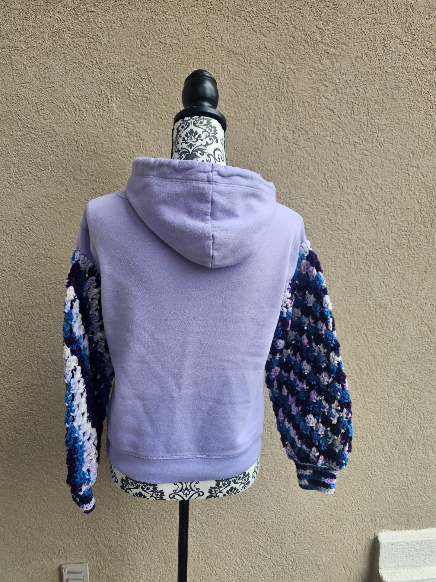 Upcycled Hoodie with Crochet Sleeves - Purple Aero