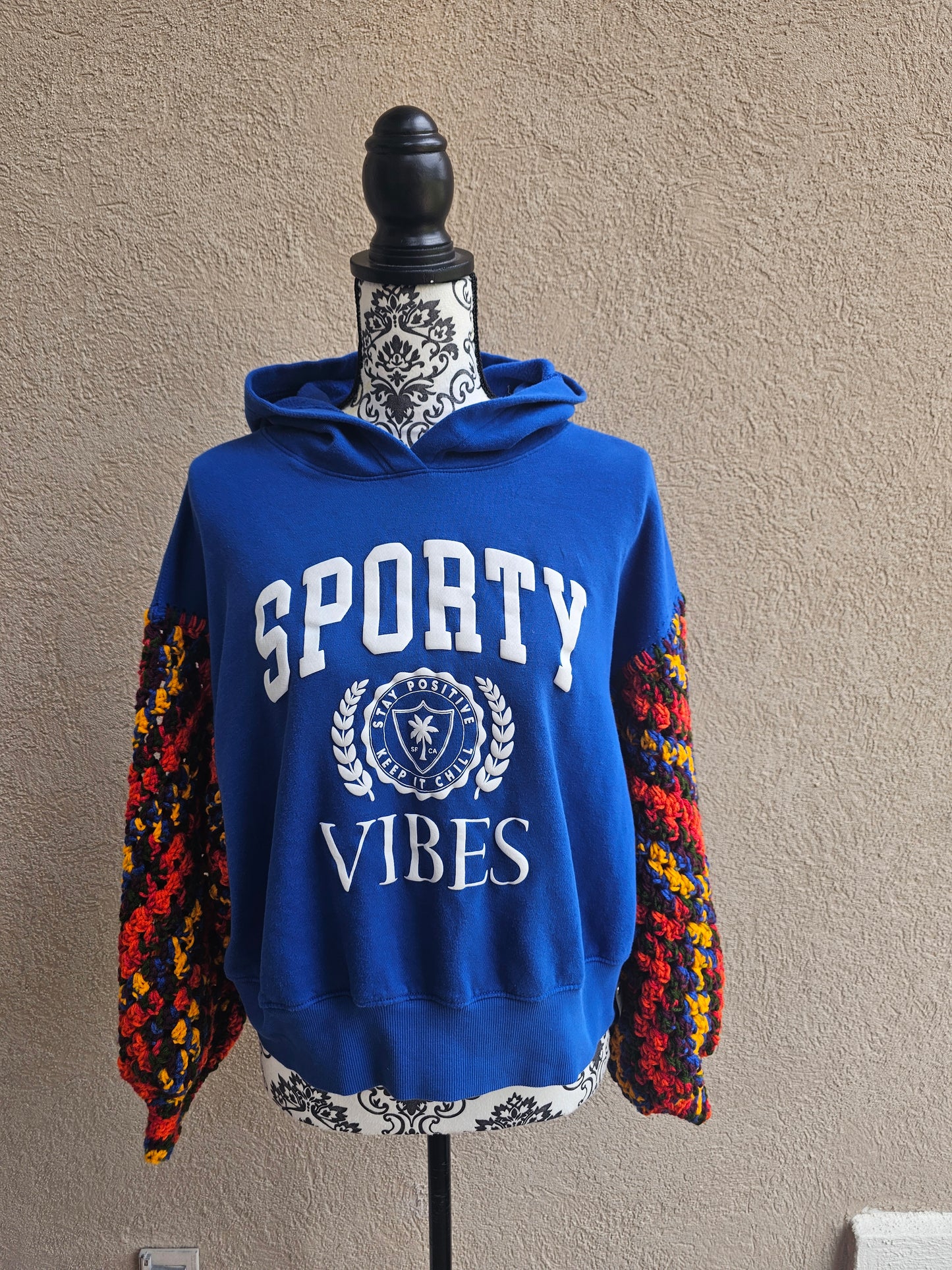 Upcycled Hoodie with Crochet Sleeves - Sporty Vibes