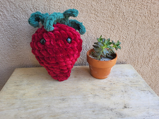 RTS Fruit, Regular Size Strawberry image 0