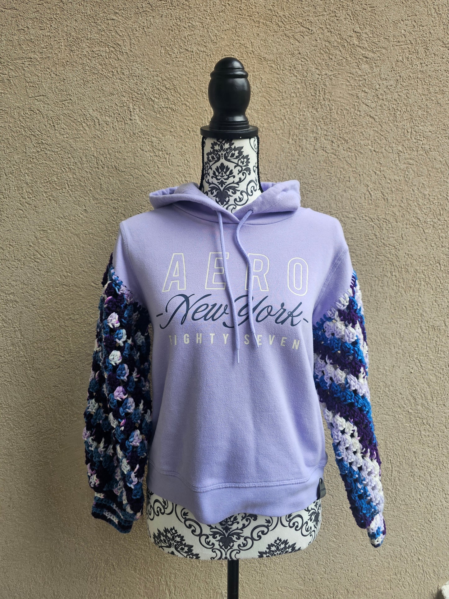 Upcycled Hoodie with Crochet Sleeves - Purple Aero